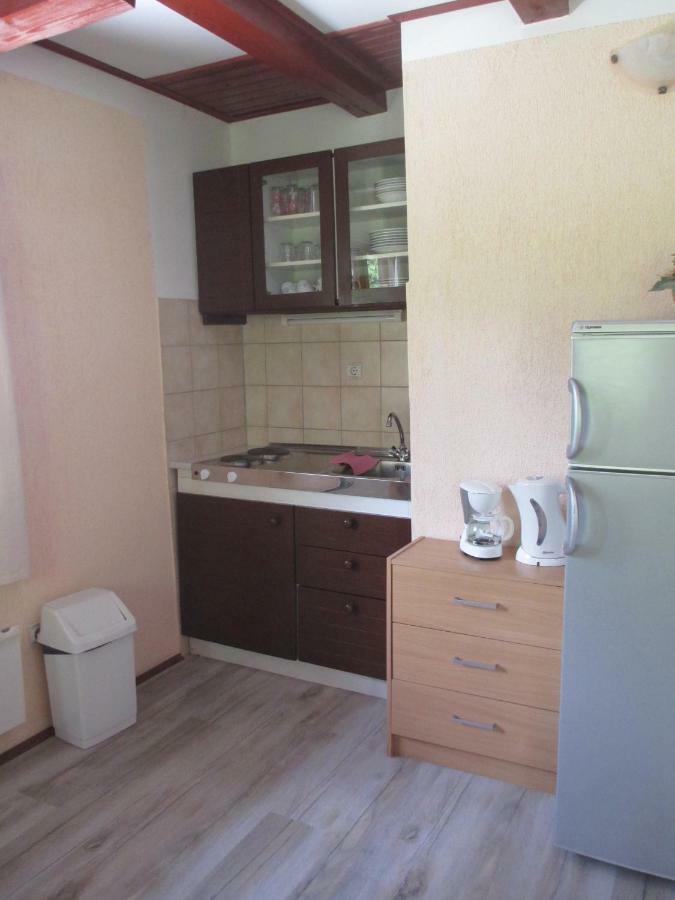 Apartments Family Trauber Кореница Экстерьер фото
